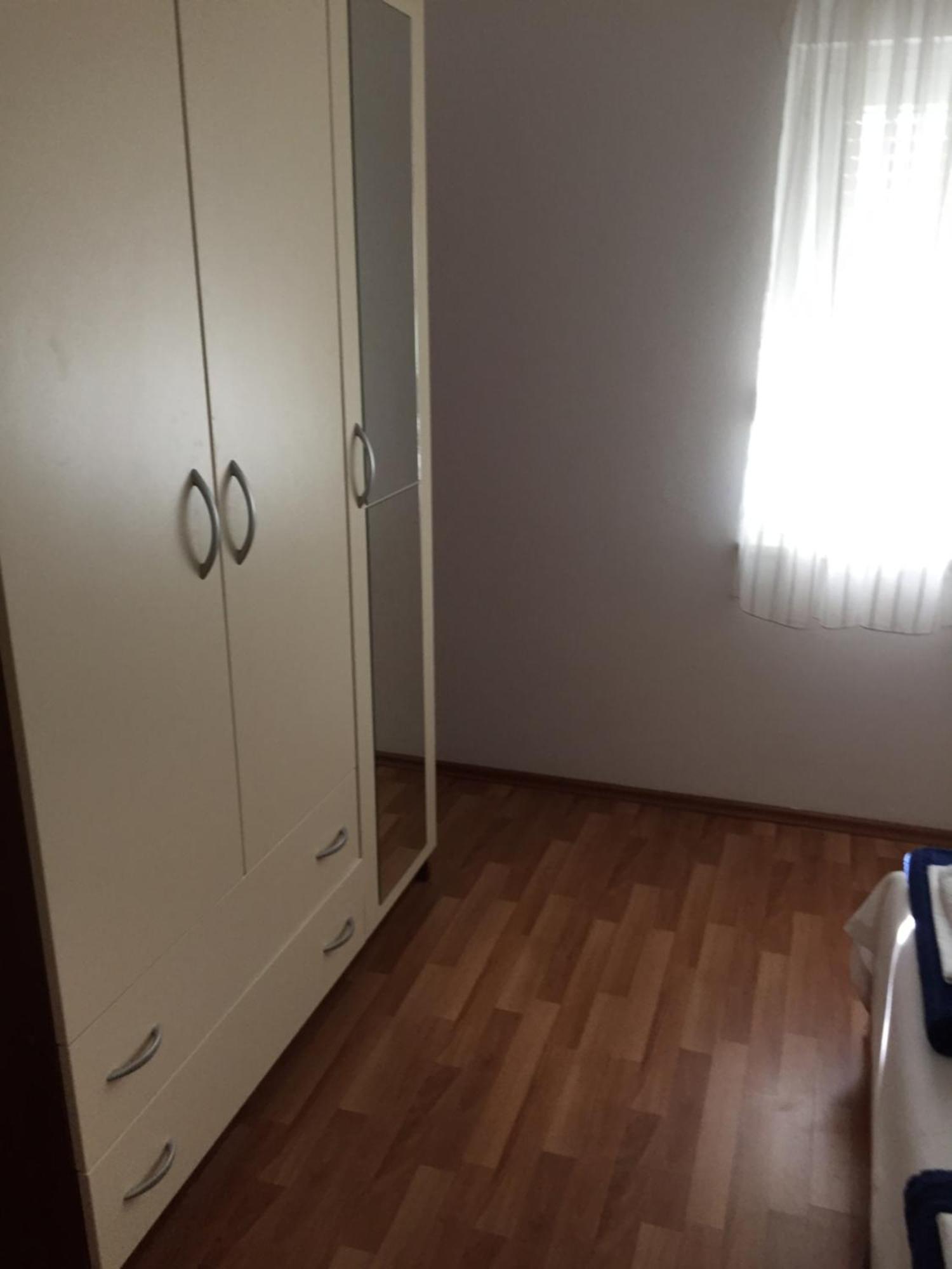 Apartments Vidovic Povljana Rom bilde