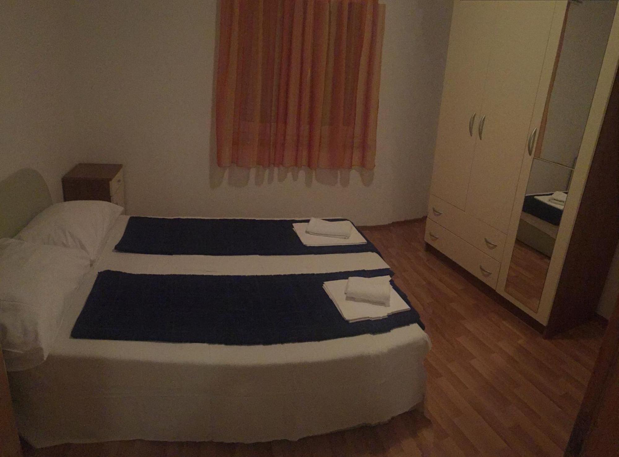 Apartments Vidovic Povljana Rom bilde